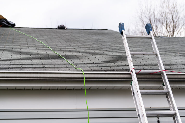 inspection d'une toiture avant l'hiver par toiture xls